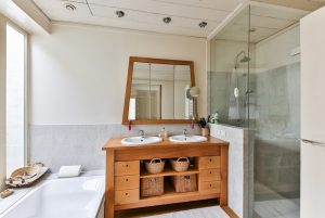 Baño de madera